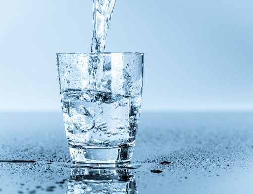 Glas drinkwater.jpg